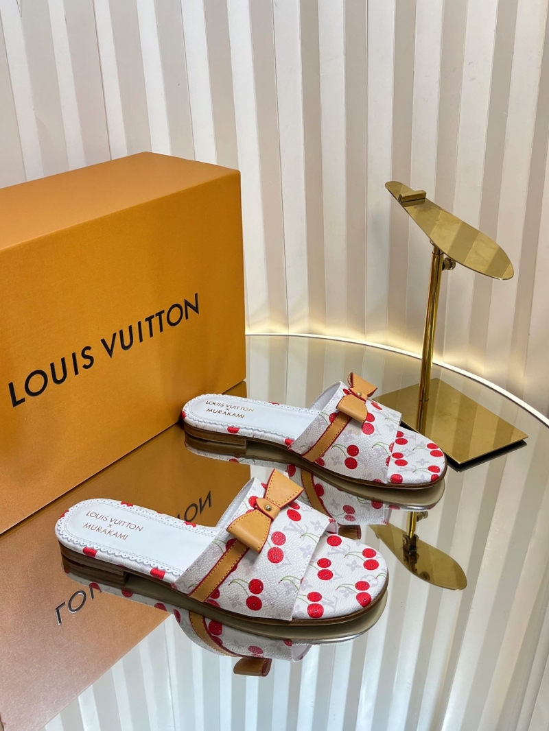 l0vis Vvtt0n slippers